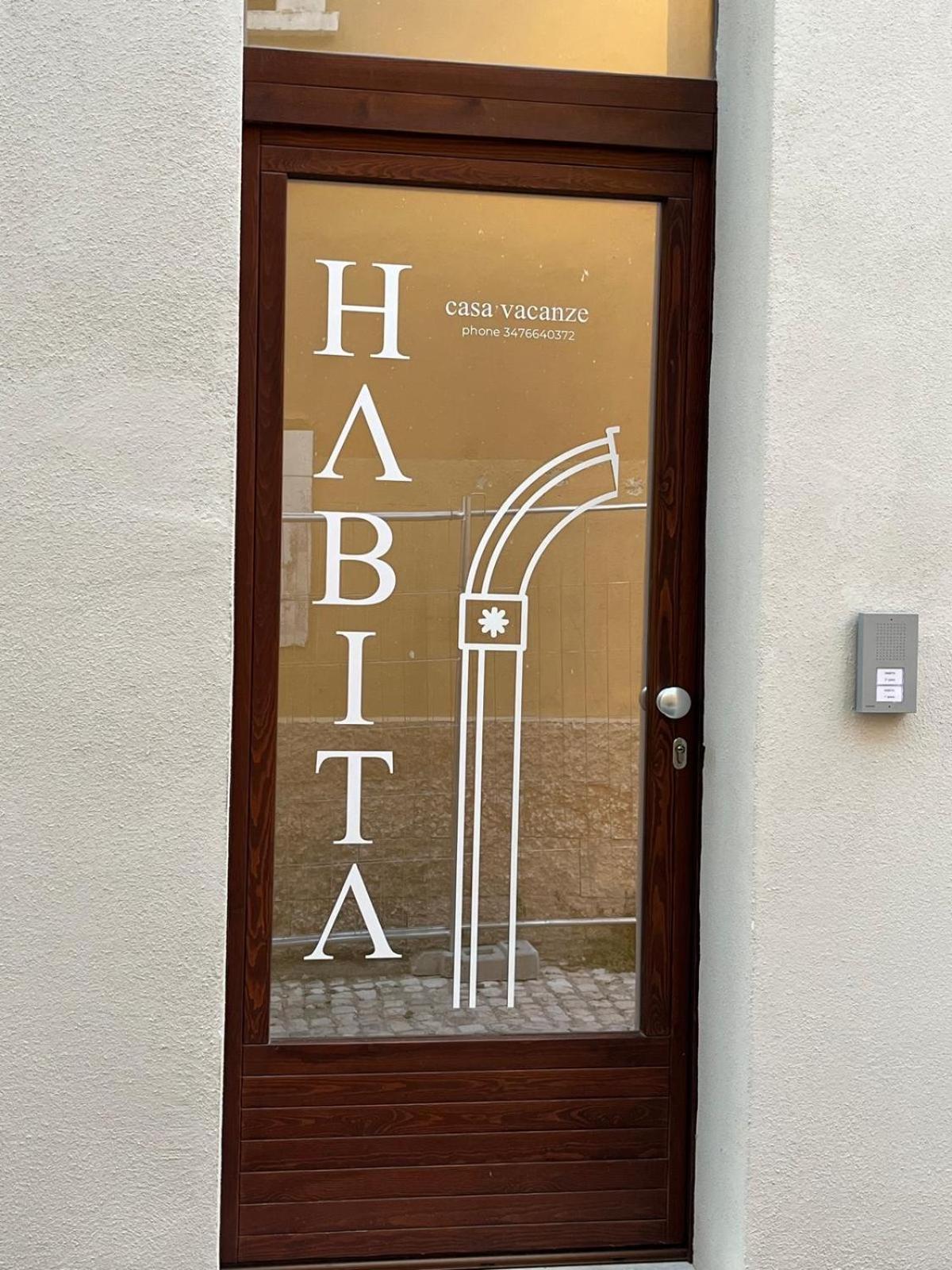 Habita Appartamenti 라킬라 외부 사진